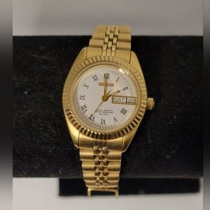 ▪︎Geneve Women's Watch